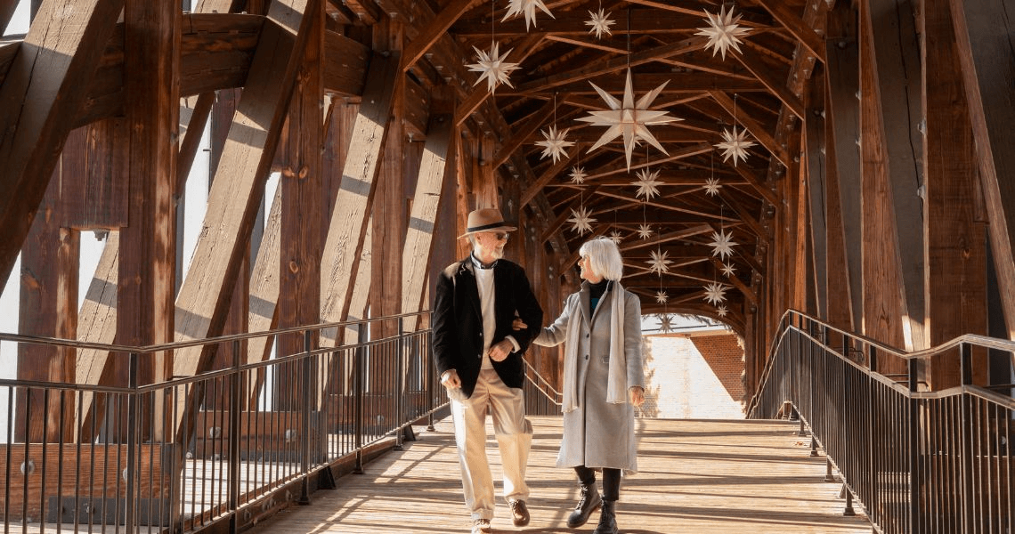 Moravian stars in Heritage Bridge