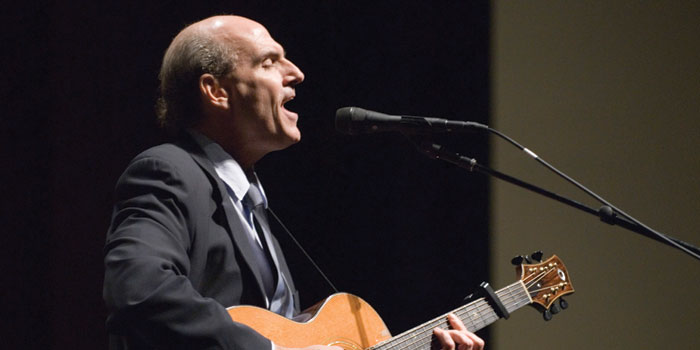 James Taylor sings Carolina in my Mind
