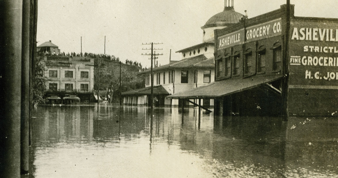 Photo of Asheville during the flood of 1916