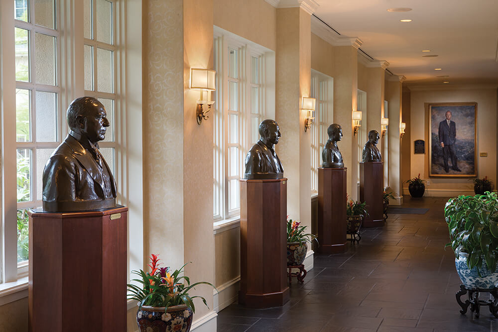 washington duke inn hallway