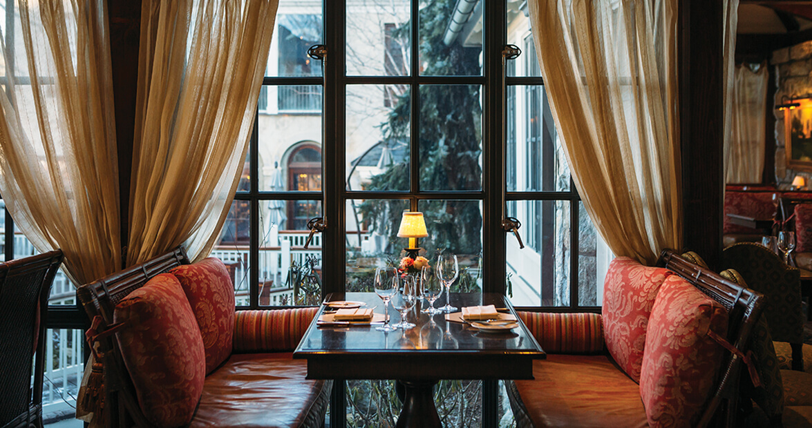 old edwards inn dining