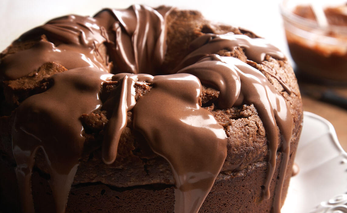 Cream cheese chocolate pound cake