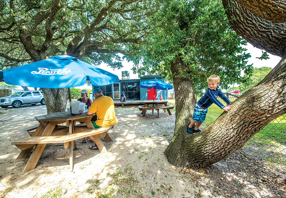 big oak drive in outside