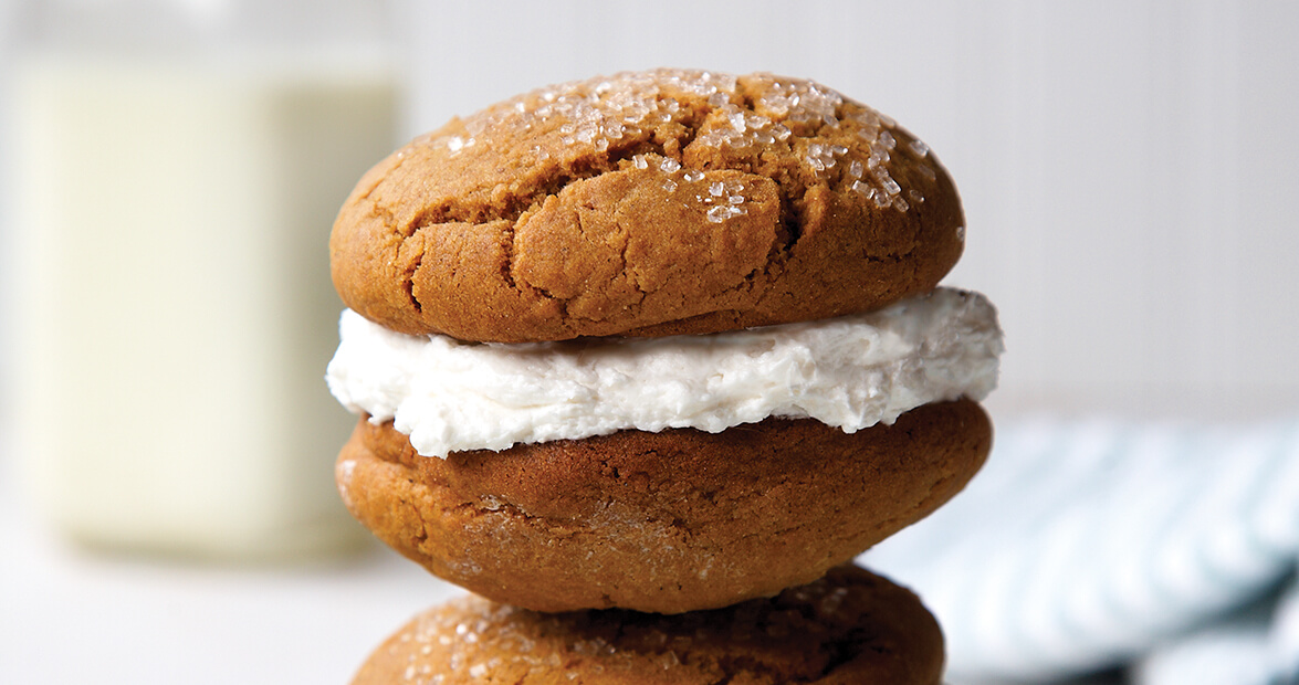 Molasses Cream Pie Cookies