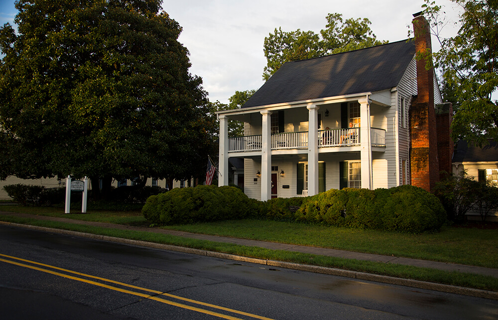 Like a Local: Elizabeth City