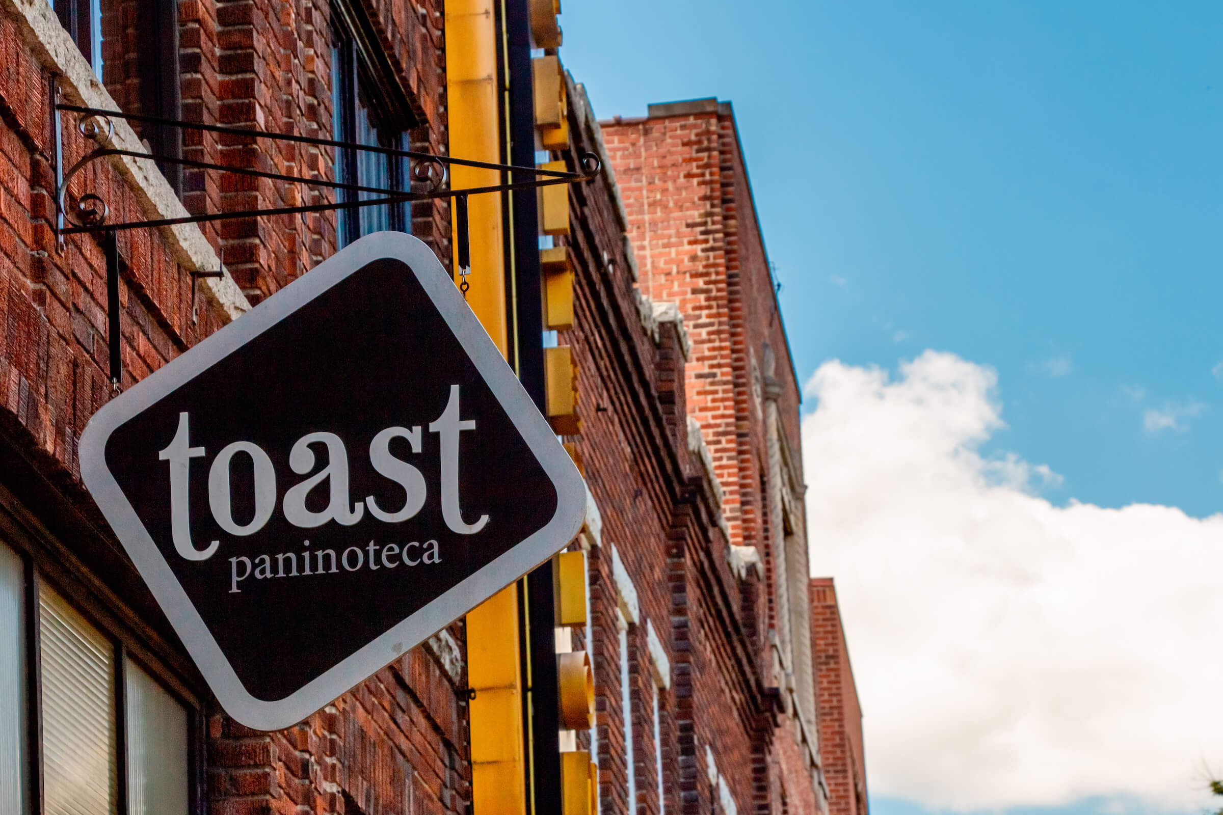 Toast Paninoteca sign.