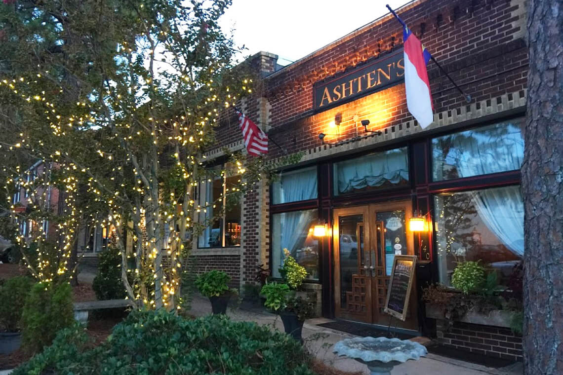 Exterior of Ashten's Restaurant in Southern Pines