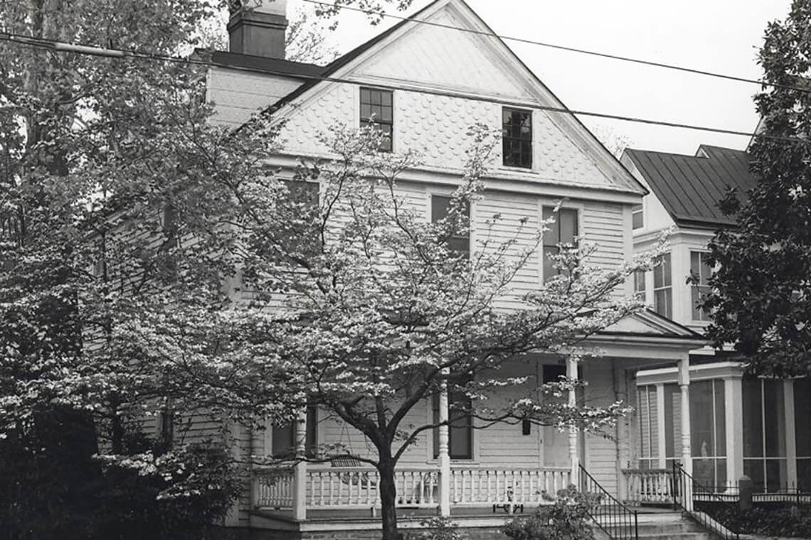 The home at 405 Johnston Street in New Bern