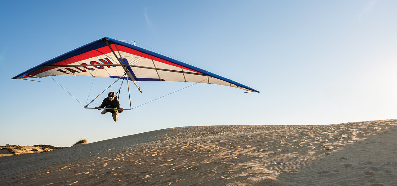 Hang glider at Kitty Hawk Kites