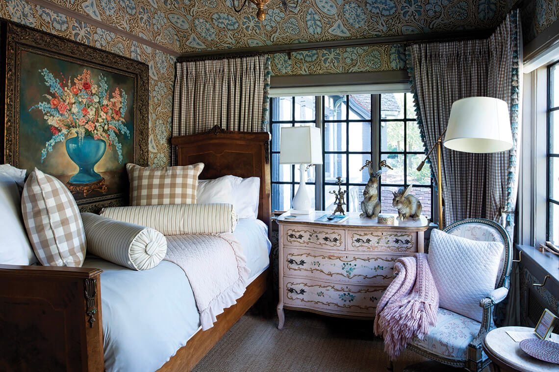 The cozy interior of the Travelers Room at the Julian Price House Inn