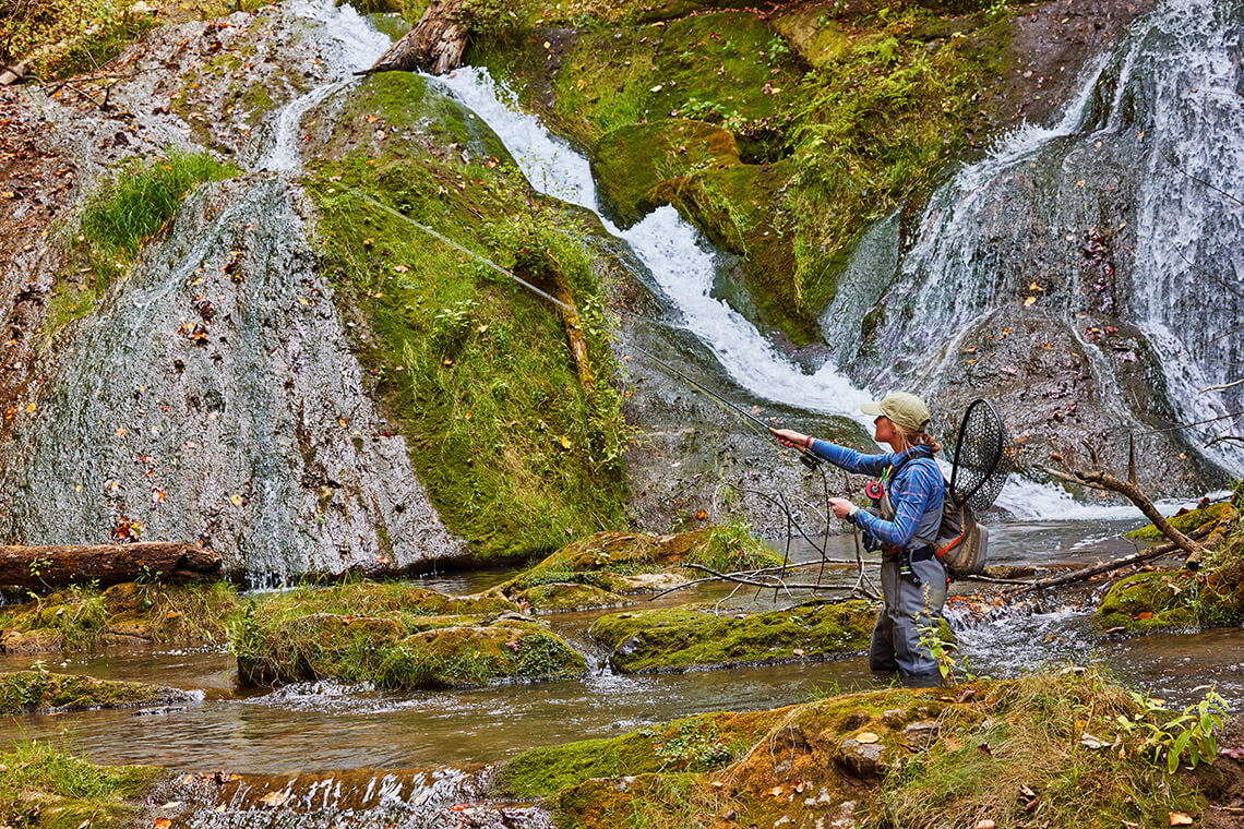 Fly fishing in the Cascades Gorge