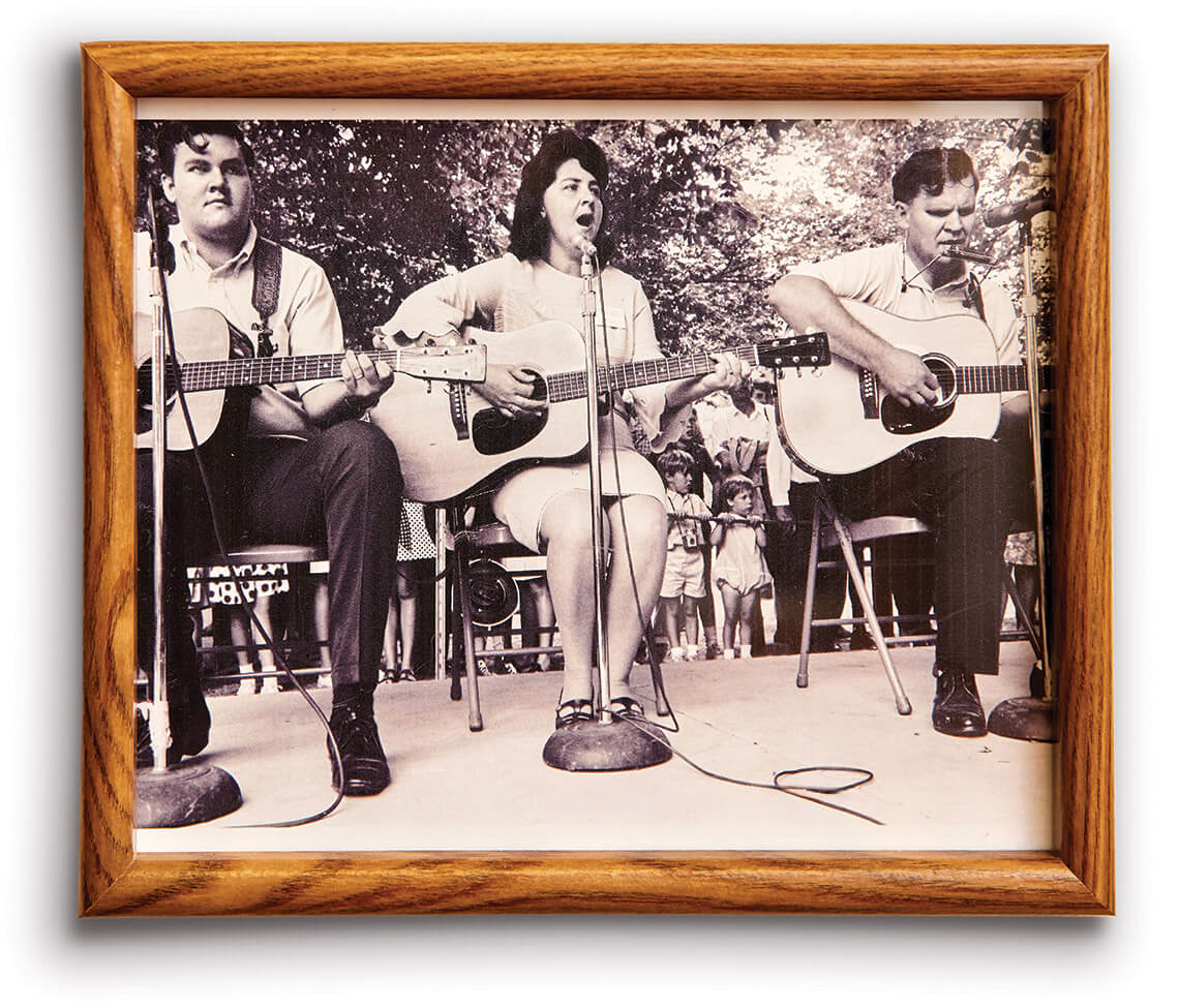 Merle, Rosa Lee, and Doc Watson perform