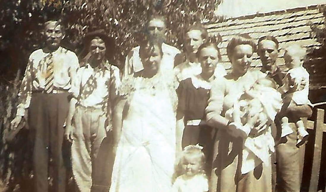 Photo of the Miller Family, former residents of Lost Cove.