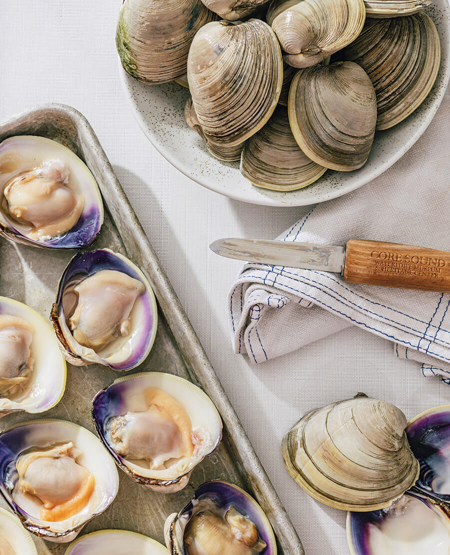 Shucked clams on a roasting tray