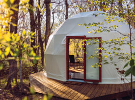 Glamping accommodations on the platform at Blue Bear Mountain Camp