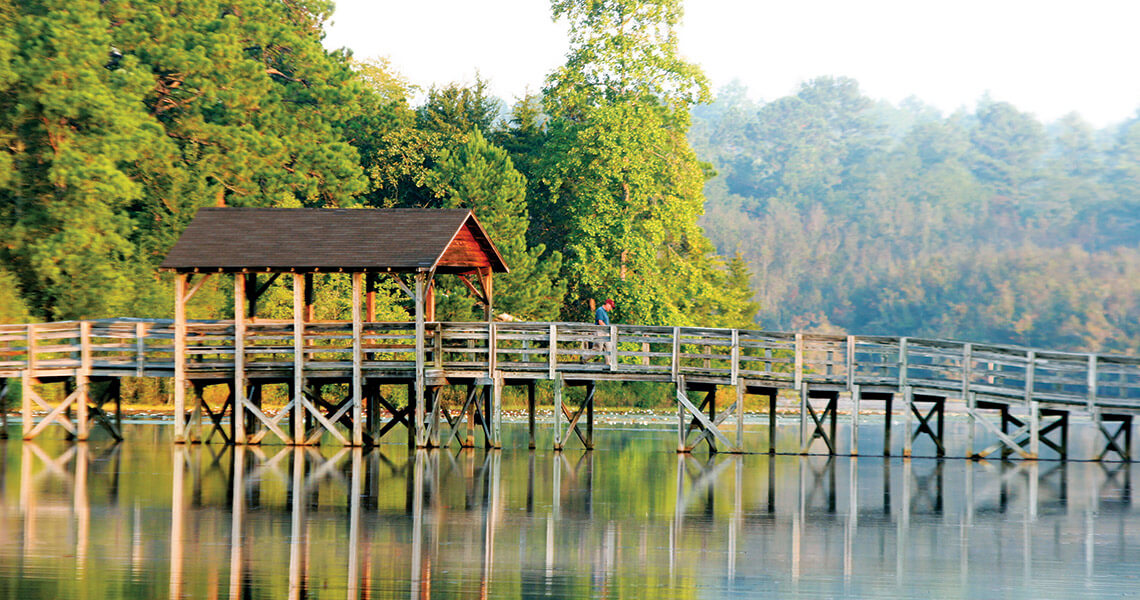 The dock at Aberdeen Lake Park