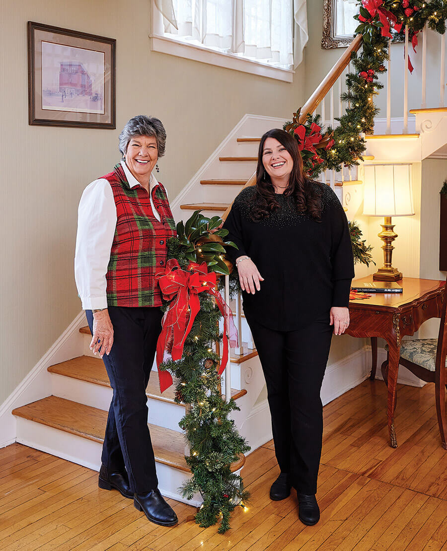 Vanessa Mullinix and Jennifer Owens