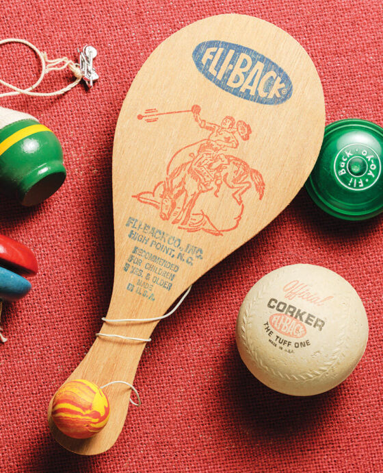 Fli-Back paddle with balls and yo-yos