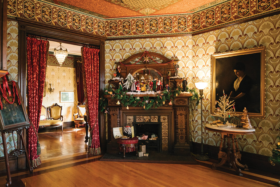 The entryway in the Harper House