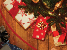 Illustration of tree with wrapped presents