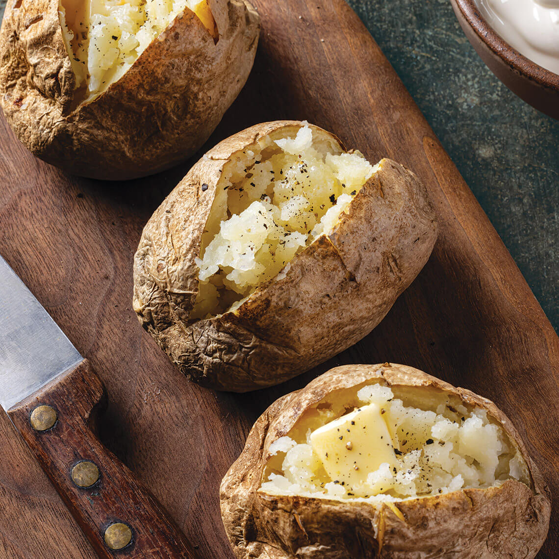 Oven-baked potatoes