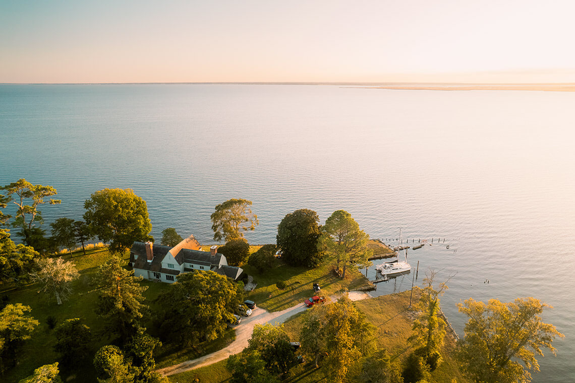 Flyaway Lodge on Knotts Island