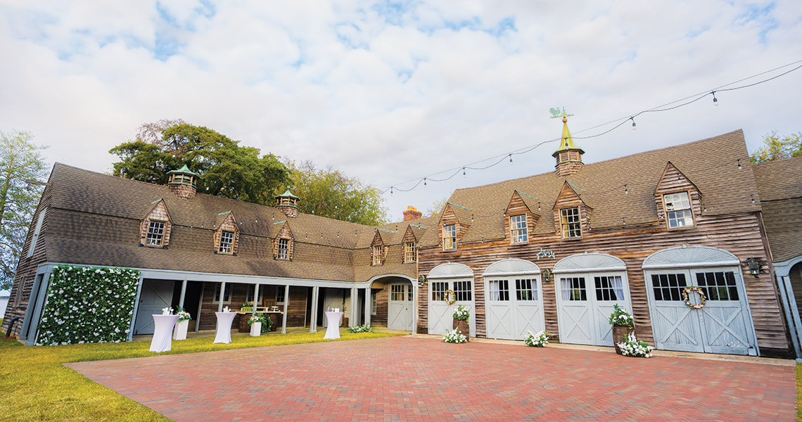 The farm building at the Flyaway Lodge