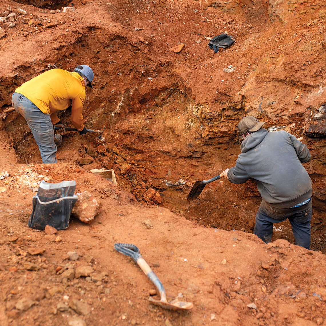 Emerald Hollow visitors dig into the earth in search of gems