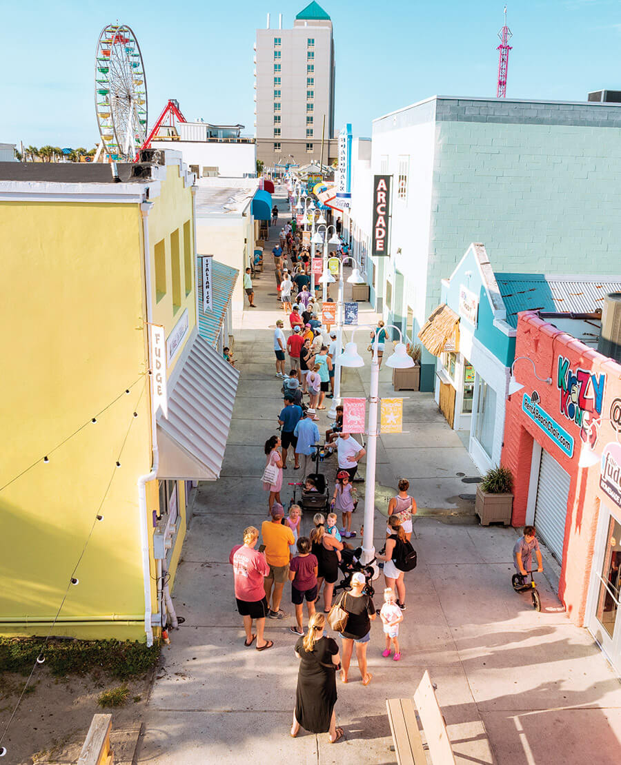 Line winding down the street for waiting for doughnuts from Britt's