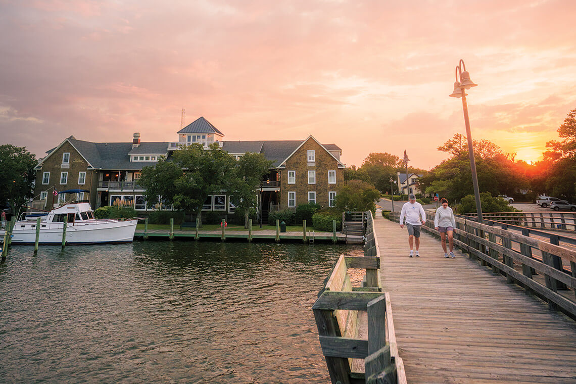 The Tranquil House Inn overlooking Shallowbag Bay in Manteo