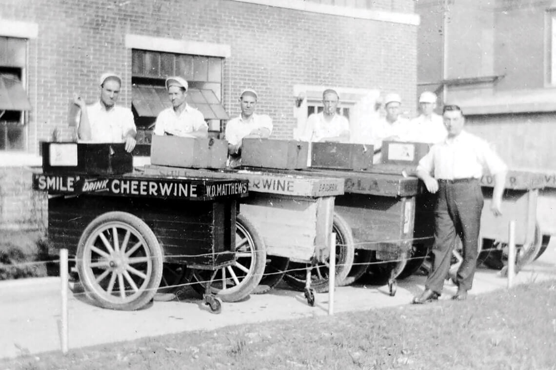 Vendors with dope wagons outside of Cannon Mills