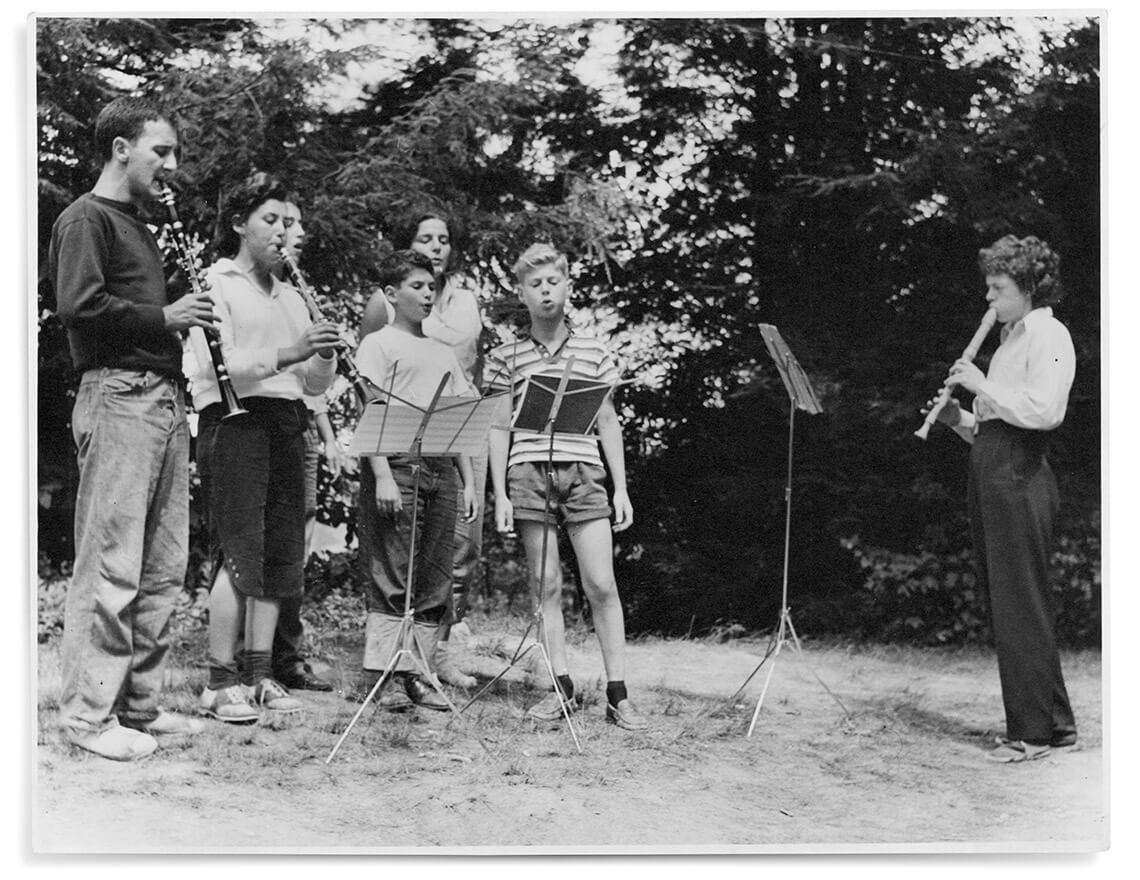 Camp Catawba campers rehearse with Tui St. George Tucker