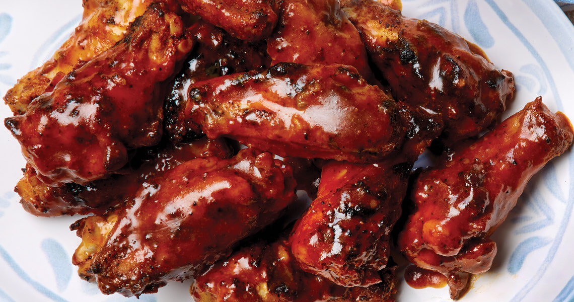 Glazed barbecue chicken wings