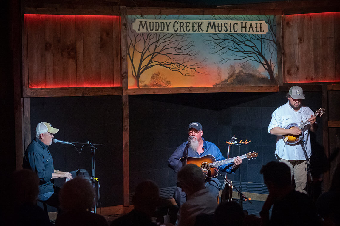 Musicians ant Muddy Creek Music Hall