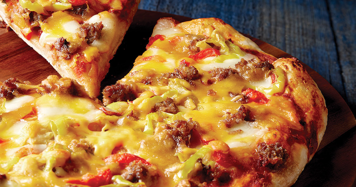 Country sausage and pepper pizza