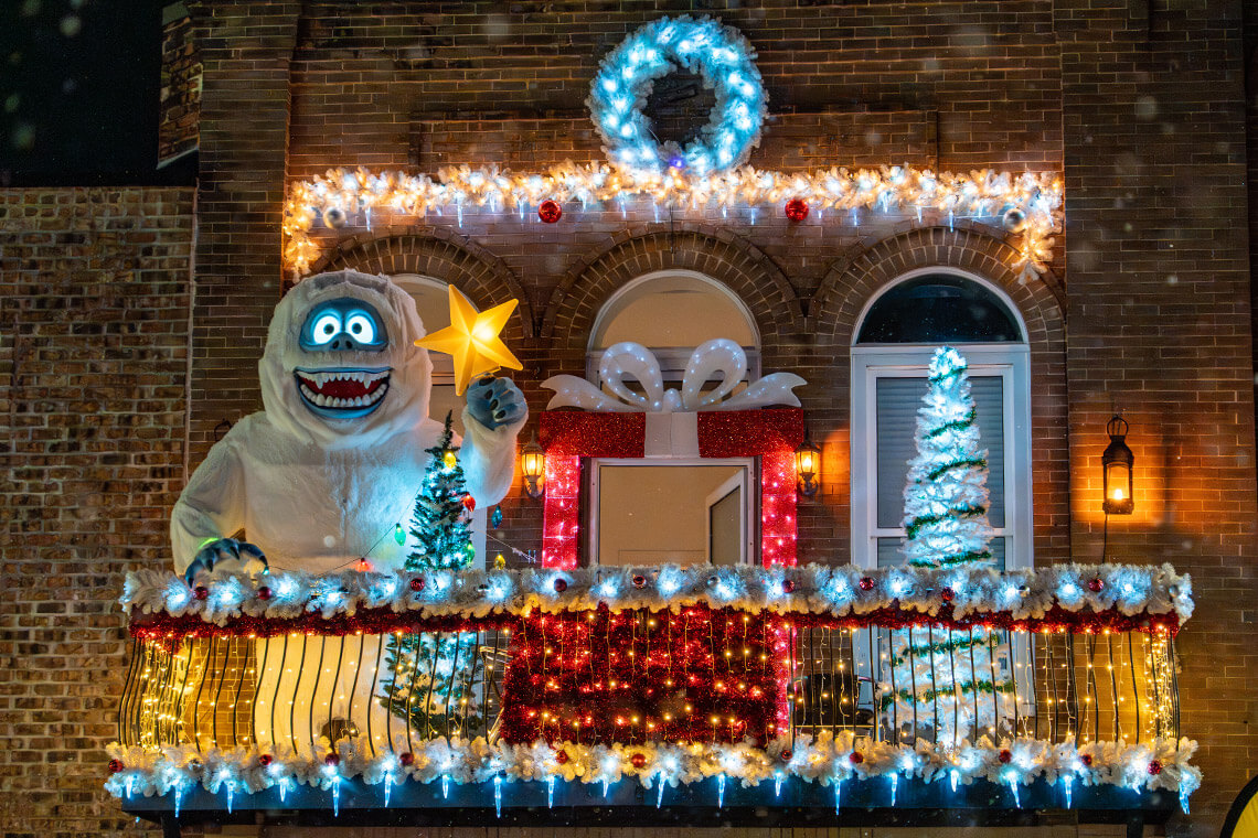 Christmas decorations in Mooresville