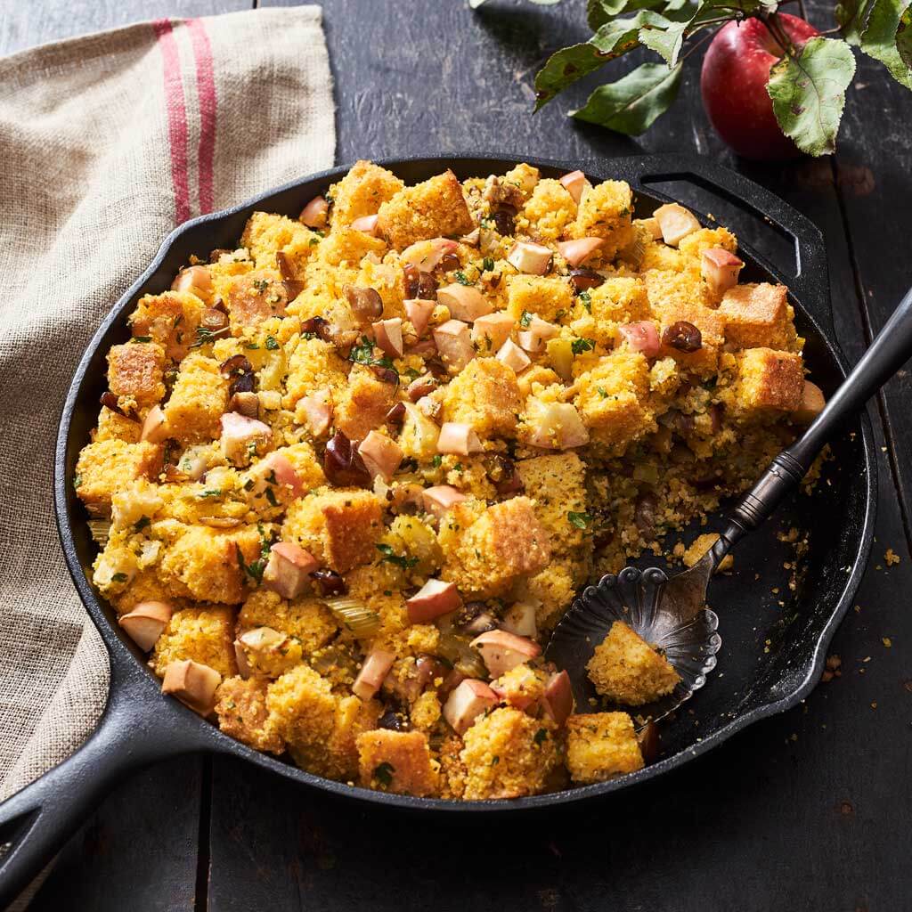 Skillet of apple and chestnut stufing