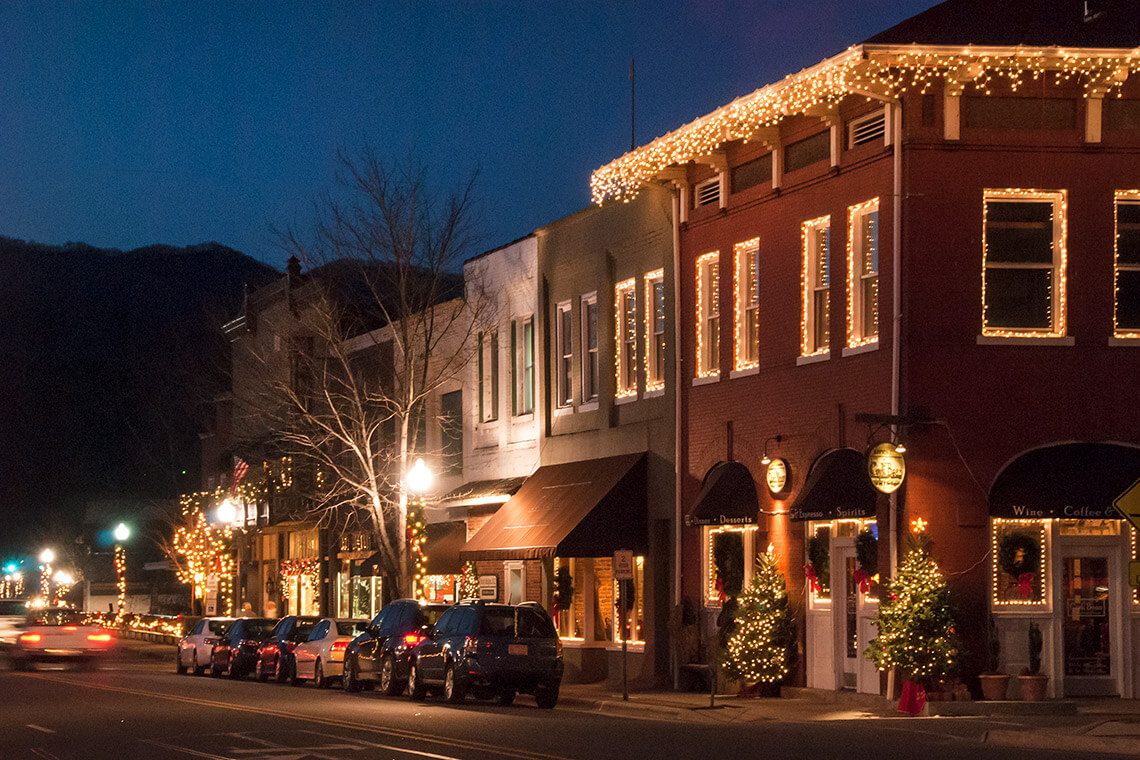 Downtown Bryson City decorated for the holidays