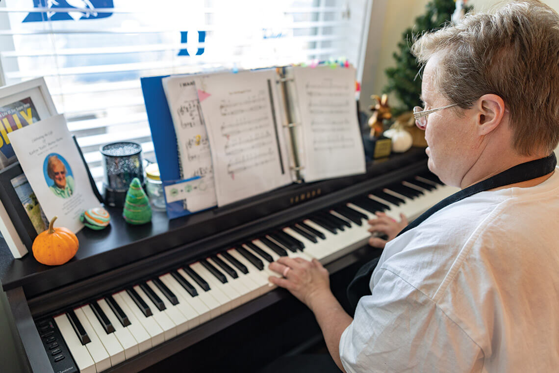 Anne Harris plays keyboard at Peacehaven