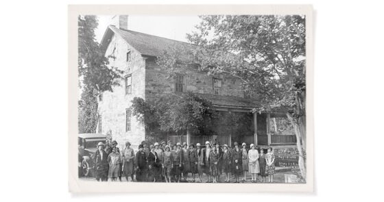 Black and white photo of the Daughters of the American Revolution Mecklenberg Chapter