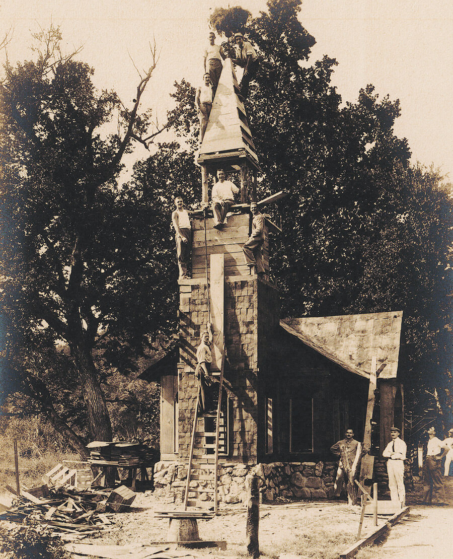 German internees building church in Old Heidelberg
