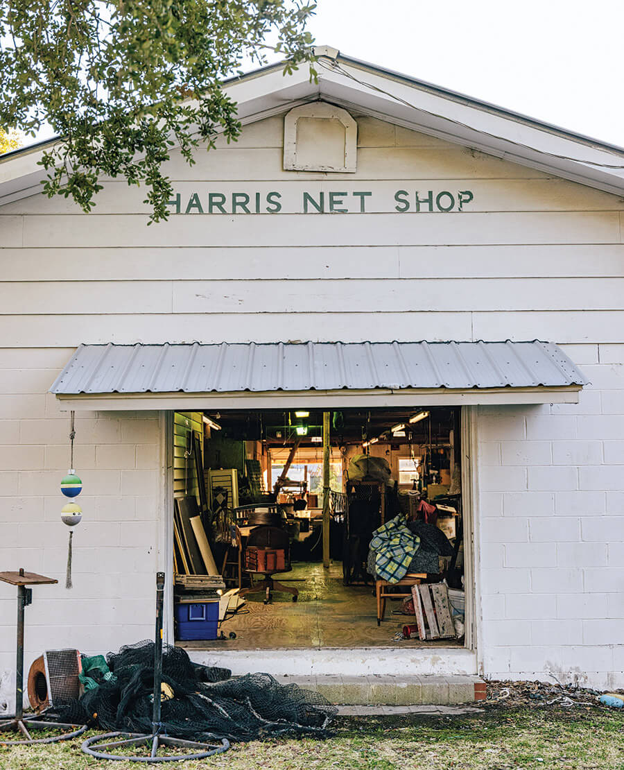Exterior of Harris Net Shop