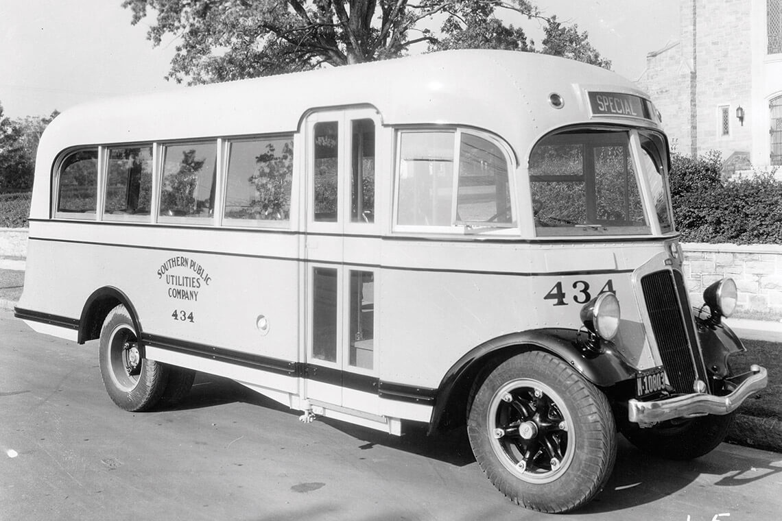 Early Thomas Built Bus design